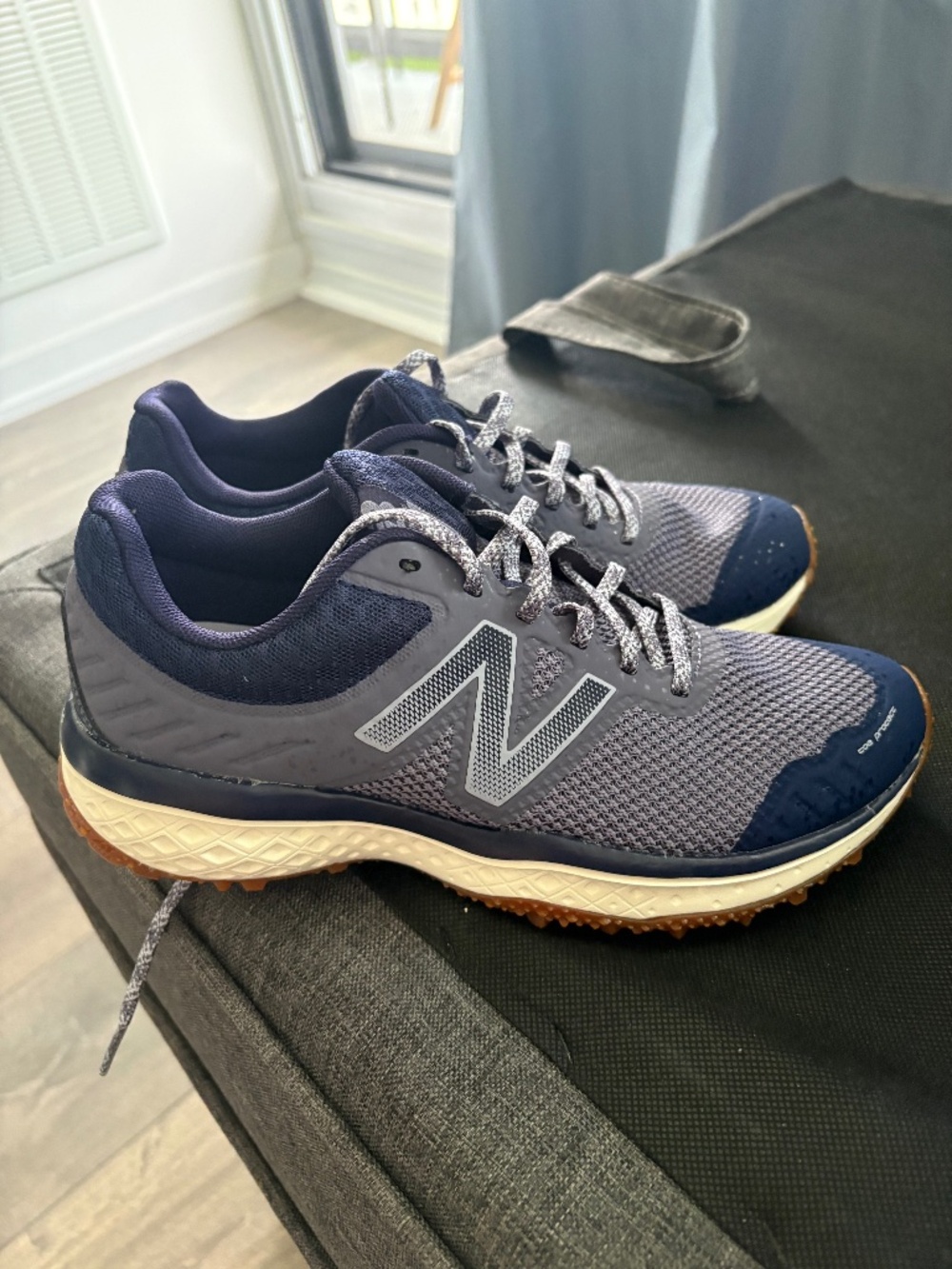 New balance sneakers size 7